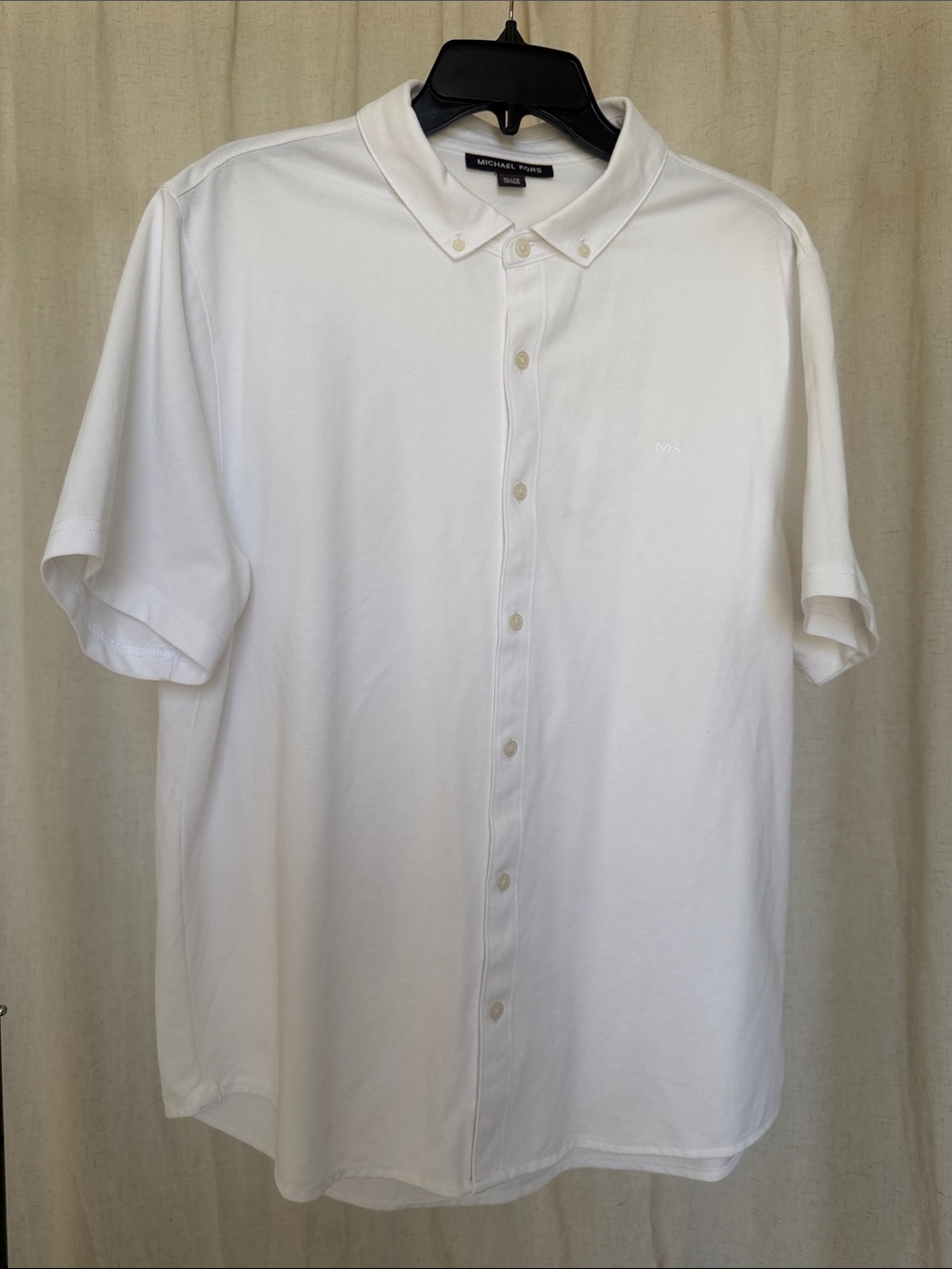 Michael Kors Men’s White Short-Sleeve Button-Down Shirt